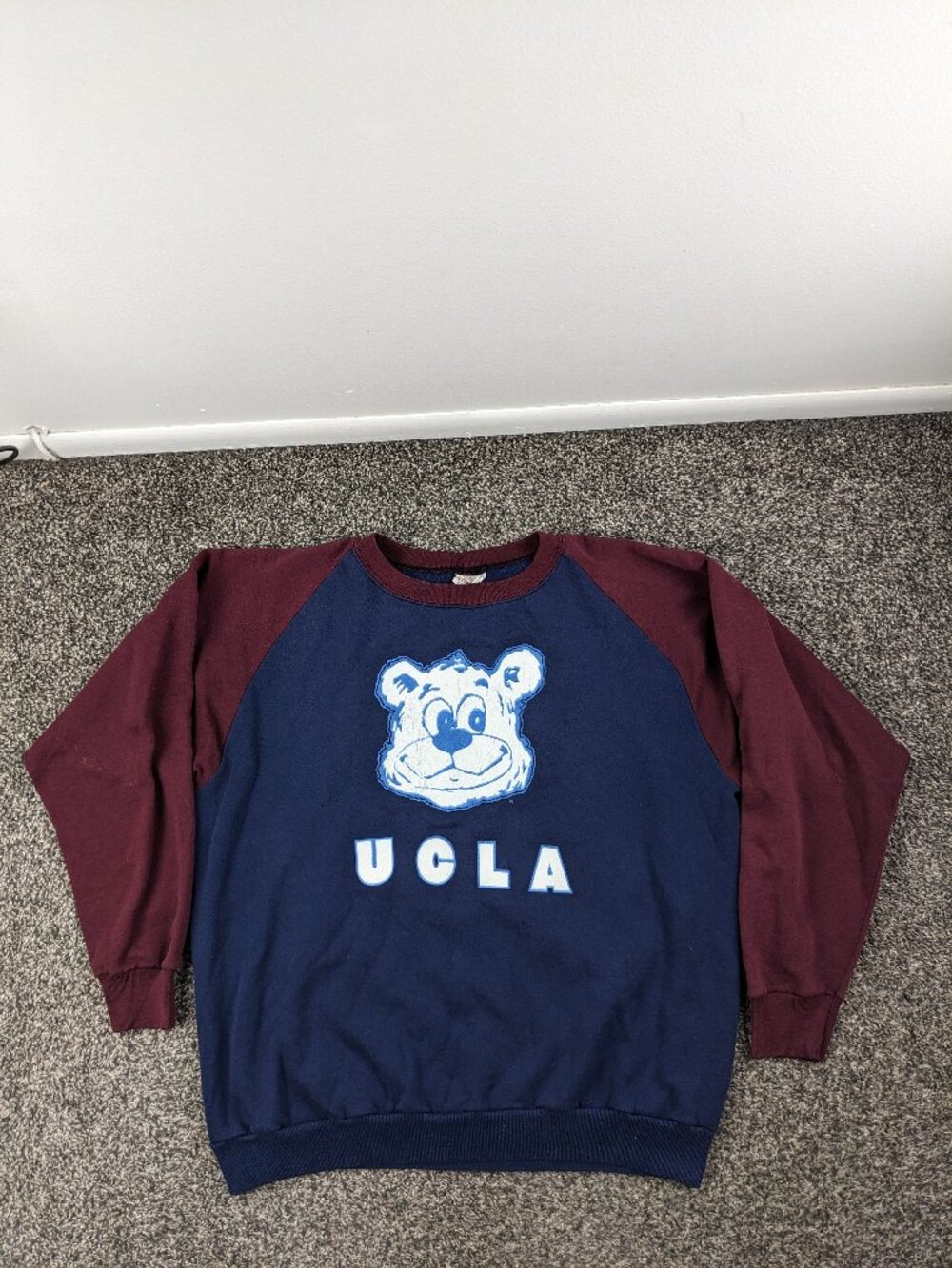 Vintage UCLA Bruins Sweatshirt Sportswear Raglan Crewneck Mens Medium USA Made